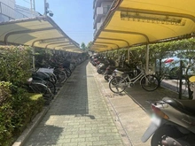 【兵庫県/伊丹市緑ケ丘】カルム伊丹緑ヶ丘 駐輪場