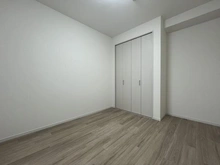 【兵庫県/伊丹市千僧】コスモ伊丹ガーデンズ 洋室