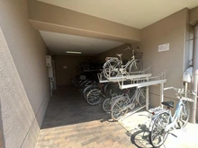 【兵庫県/尼崎市武庫之荘本町】ソルディオ武庫之荘本町 駐輪場