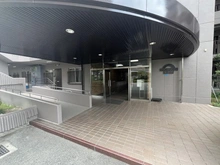 【兵庫県/伊丹市南町】グランドメゾン新伊丹 アプローチ