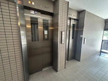 【兵庫県/伊丹市東有岡】ルネ伊丹ガーデンスクエア エレベータ