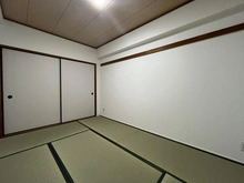 【兵庫県/尼崎市田能】モンテベルデ北園田 和室