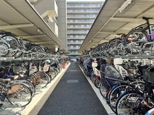【兵庫県/尼崎市下坂部】プレサンスロジェ尼崎 駐輪場