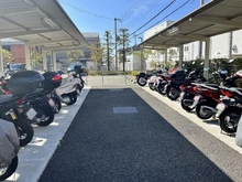 【兵庫県/尼崎市下坂部】プレサンスロジェ尼崎 バイク置場