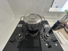 【兵庫県/伊丹市東有岡】ルネ伊丹ガーデンスクエア  キッチン：三口コンロ