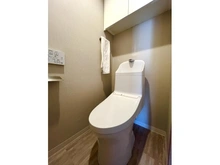 【兵庫県/伊丹市東有岡】サン伊丹駅前ハイツ B棟 トイレ