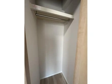 【兵庫県/伊丹市東有岡】サン伊丹駅前ハイツ B棟 収納