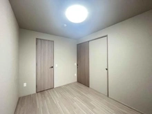 【兵庫県/尼崎市武庫之荘本町】レ・ジェイド武庫之荘本町 洋室