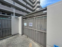 【兵庫県/伊丹市東有岡】ルネ伊丹ガーデンスクエア ゴミ置場