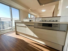 【兵庫県/尼崎市御園町】さきタワー・サンクタス尼崎駅前 キッチン