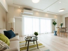 【兵庫県/西宮市甲子園九番町】ロイヤルアーク甲子園フローレス リビング・ダイニング