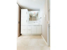 【兵庫県/西宮市甲子園九番町】ロイヤルアーク甲子園フローレス 洗面室