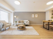 【兵庫県/西宮市能登町】イニシア西宮北口 リビング・ダイニング：※家具・調度品等は販売価格に含まれておりません