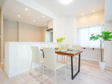 【兵庫県/西宮市泉町】シーコートヤード西宮・香櫨園 リビング・ダイニング