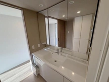 【兵庫県/西宮市南甲子園】クレヴィア甲子園 洗面室