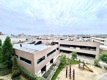 【兵庫県/尼崎市東園田町】ユニハイム園田弐番館 駐車場