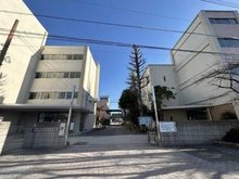 【兵庫県/伊丹市春日丘】伊丹春日丘アーバンコンフォート  A棟 伊丹市立東中学校（現地より約640m）