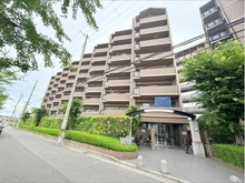 【兵庫県/尼崎市若王寺】グリーンコーポ園田 外観