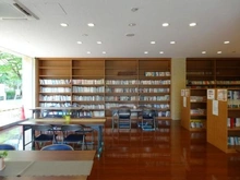 【兵庫県/尼崎市蓬川町】ザ・ガーデネスクシティアクア館 共用施設：まちかど図書館