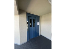 【兵庫県/伊丹市荒牧】フルーレ伊丹 敷地内：エレベーター有