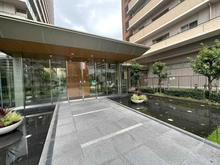 【兵庫県/尼崎市潮江】ローレルスクエア尼崎ルネ・ガーデンテラス エントランス