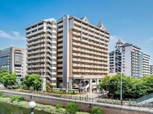 【兵庫県/尼崎市昭和通】尼崎イスティー 外観