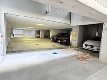 【兵庫県/尼崎市塚口町】パレ塚口町 駐車場