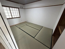 【兵庫県/尼崎市西昆陽】パレ武庫川パート2 和室：(約6帖)
