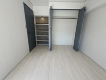 【兵庫県/宝塚市売布】宝塚ビューハイツ 洋室：奥洋室(約5.0帖)
