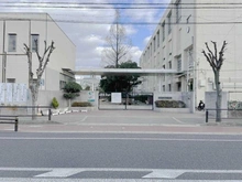 【兵庫県/尼崎市上坂部】ファミール塚口公園前 園田南小学校（現地より約430m）