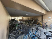 【兵庫県/尼崎市上坂部】ルナコート塚口 駐輪場