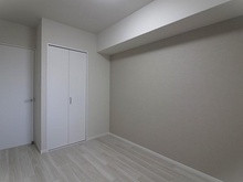 【兵庫県/尼崎市上坂部】ルナコート塚口 洋室