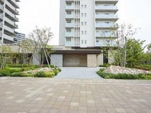 【兵庫県/尼崎市上坂部】プラウドシティ塚口マークフォレスト B棟 アプローチ