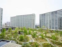 【兵庫県/尼崎市上坂部】プラウドシティ塚口マークフォレスト B棟 敷地内：みんなの森
