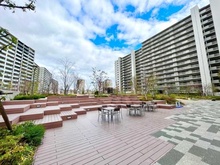 【兵庫県/尼崎市上坂部】プラウドシティ塚口マークフォレスト B棟 敷地内：みんなの森