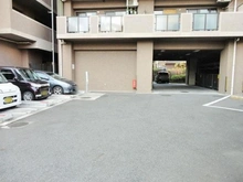 【千葉県/千葉市中央区神明町】レクセルマンション本千葉 駐車場