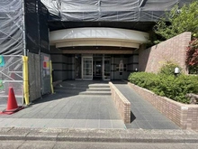 【千葉県/船橋市芝山】レクセルマンション飯山満 エントランス：※大規模修繕工事中