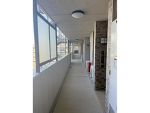 【千葉県/千葉市美浜区幸町】千葉ポートガーデニア アプローチ