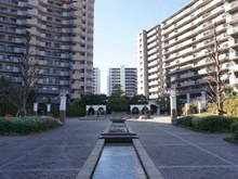 【千葉県/千葉市稲毛区小仲台】アクアフォレスタ・ルネ稲毛 フォレスタ棟 敷地内