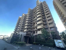 【千葉県/千葉市花見川区幕張町】エステ・シティ海浜幕張 参番館 外観