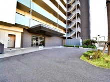 【千葉県/千葉市中央区中央港】グランスイートブルー　ベイフロントタワー エントランス：車寄せ