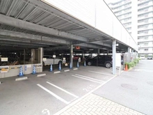 【千葉県/千葉市美浜区幕張西】ステラガーデン幕張 駐車場