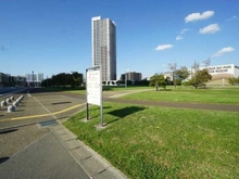 【千葉県/千葉市美浜区若葉】幕張ベイパークミッドスクエアタワー  若葉三丁目公園（現地より約150m）