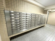 【千葉県/流山市向小金】アンビシャス南柏 宅配BOX