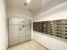 【千葉県/千葉市中央区新宿】ブランズ千葉中央パークフロント メールBOX：宅配BOX