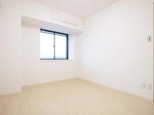 【千葉県/千葉市中央区末広】ヴェラハイツ青葉の森公園 洋室