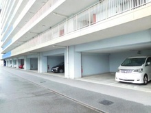 【千葉県/千葉市中央区千葉港】サングランデ千葉みなと 駐車場