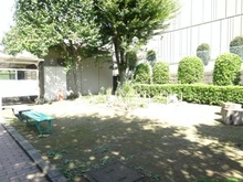 【千葉県/千葉市若葉区みつわ台】第3みつわ台ハイツ F棟 敷地内