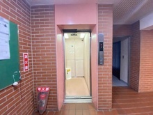 【千葉県/千葉市稲毛区稲毛】ハイマート稲毛 共用部：エレベーター