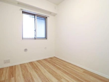 【千葉県/千葉市美浜区打瀬】パティオス・グランアクシブ 洋室